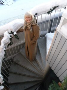 Sulalaatta sulanapito lämpöelementit kierreportaissa